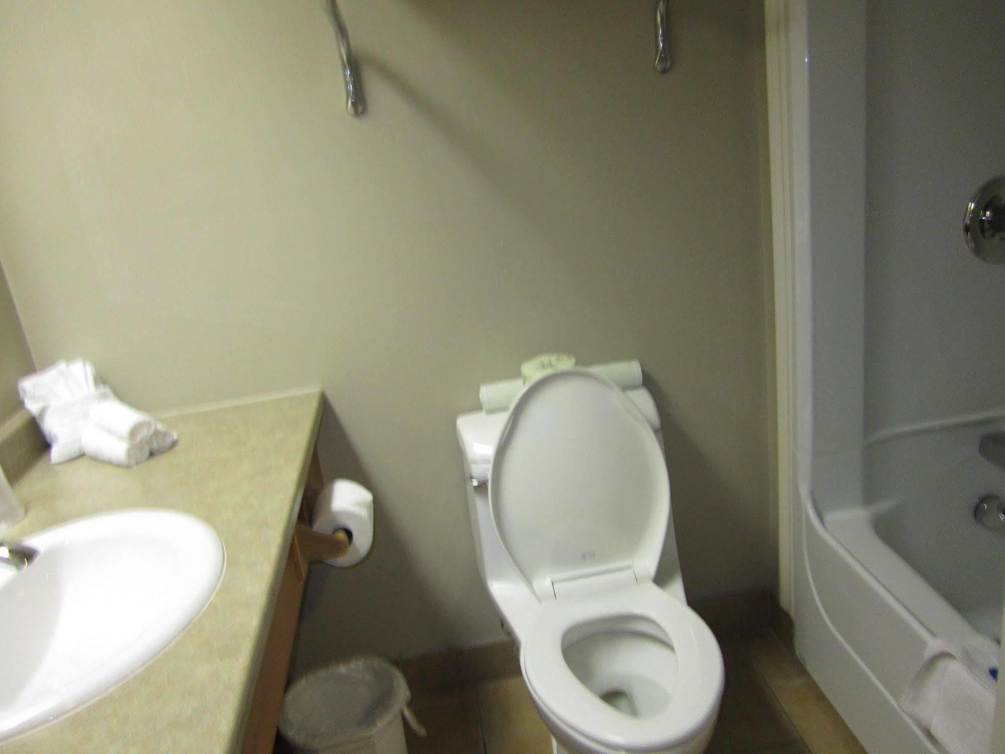 Auberge Bouctouche Inn & Suites Dış mekan fotoğraf